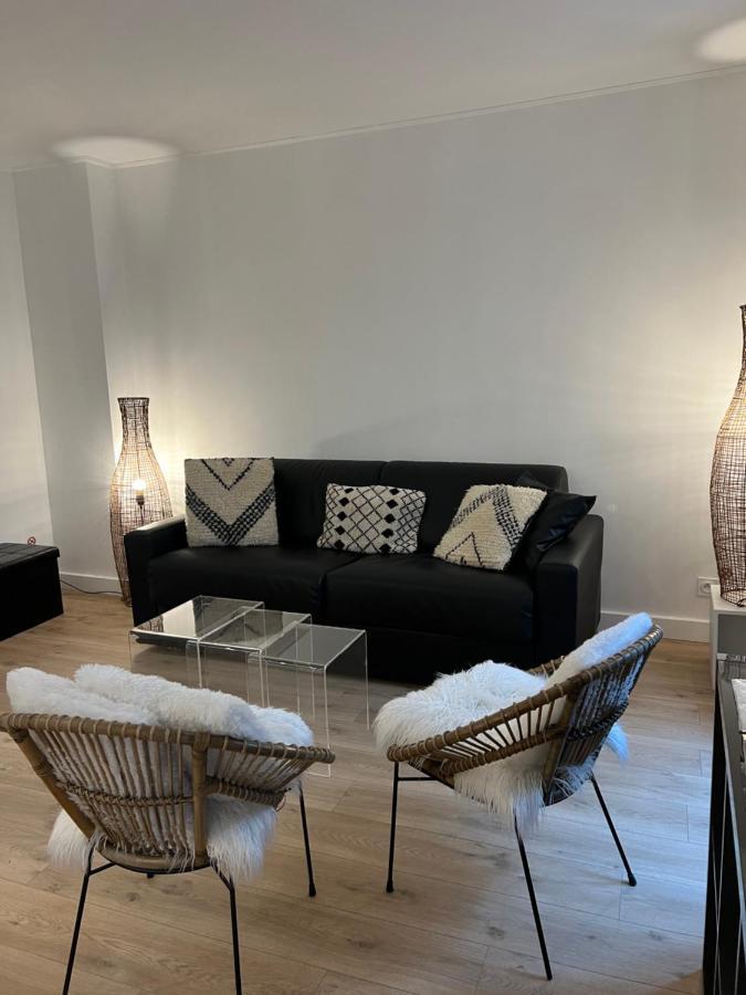 Notre Dame - Stylish Apartment Париж Екстериор снимка