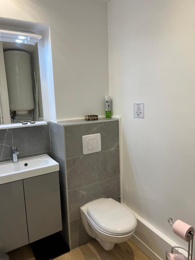 Notre Dame - Stylish Apartment Париж Екстериор снимка