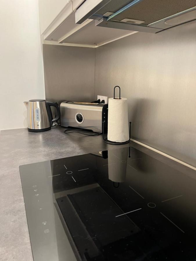 Notre Dame - Stylish Apartment Париж Екстериор снимка