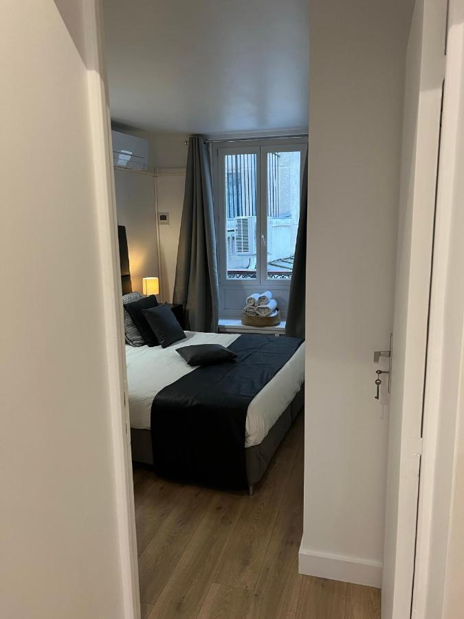 Notre Dame - Stylish Apartment Париж Екстериор снимка