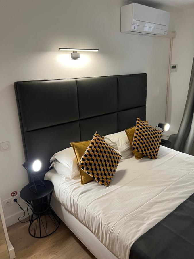 Notre Dame - Stylish Apartment Париж Екстериор снимка